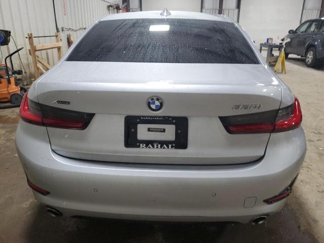 WBA5R7C55KAJ82123 BMW 330XI