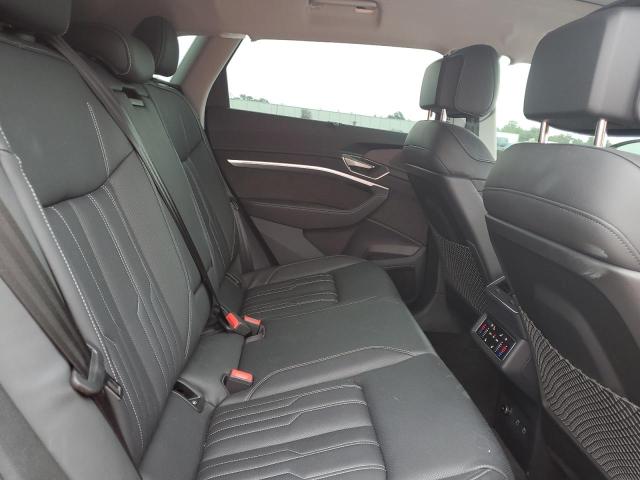 WA1VAAGE4MB019956 Audi E-tron Prestige
