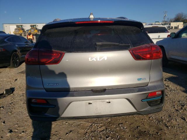 KNDCE3LG8N5136119 KIA Niro Ex Premium