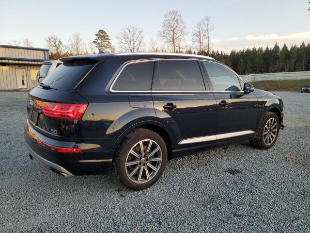 WA1LAAF70HD025662 Audi Q7 Premium Plus