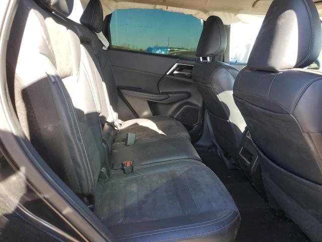 JA4J3UA88NZ011185 Mitsubishi Outlander Se