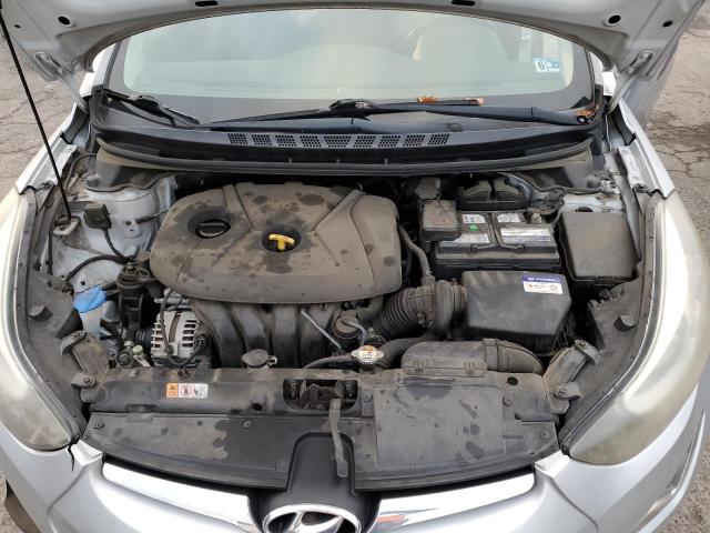 KMHDH4AE2FU225173 Hyundai ELANTRA SE