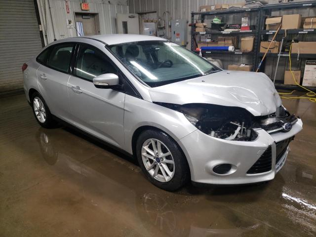 1FADP3F27GL211332 Ford FOCUS SE