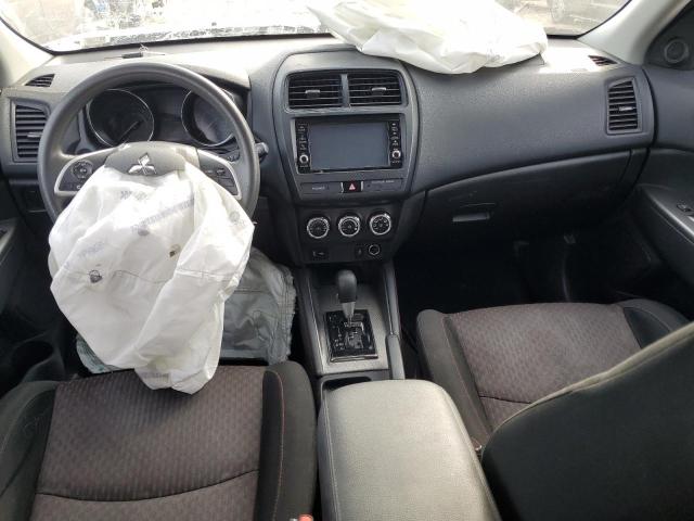 JA4AR3AUXJU021696 Mitsubishi Outlander Sport Es