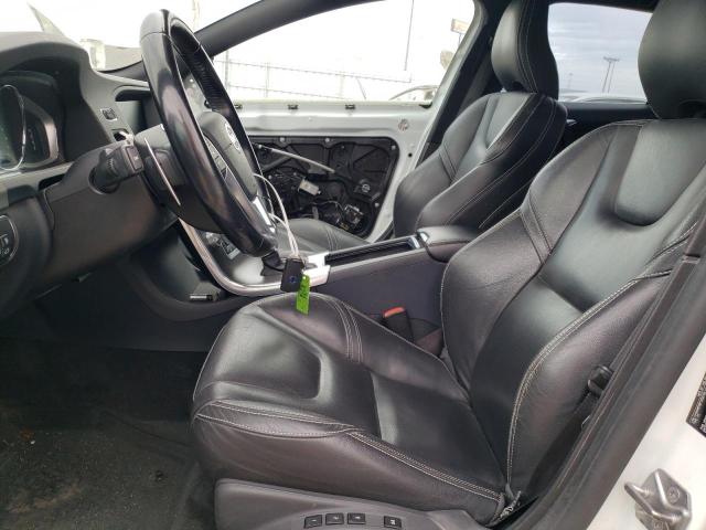 YV140MEM8F1252726 Volvo V60 Platinum