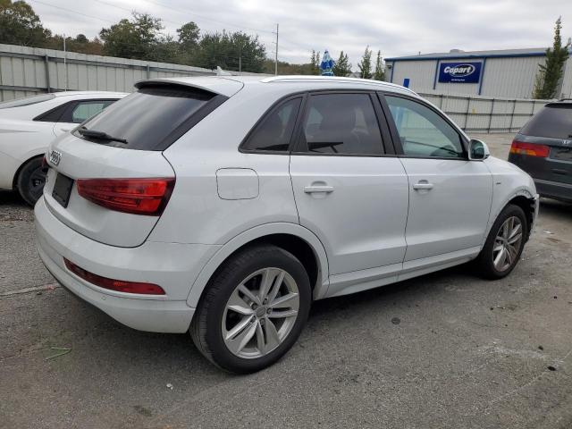 WA1BCCFS9JR008017 Audi Q3 PREMIUM