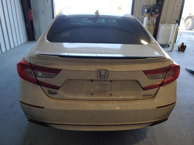 1HGCV1F93JA155360 Honda Accord Touring