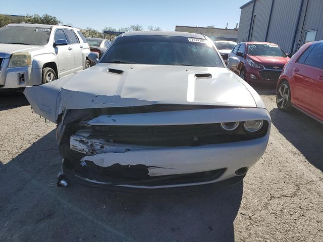 2C3CDZAG2FH733841 Dodge Challenger Sxt