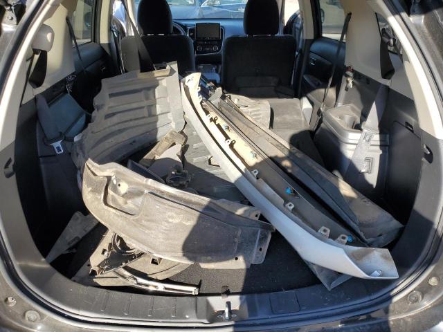JA4AD2A38JJ000802 Mitsubishi Outlander Es