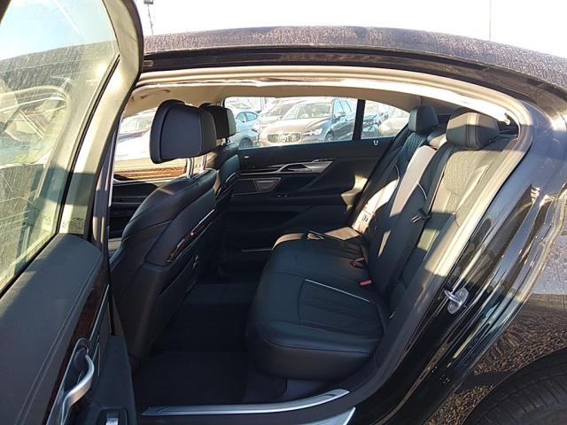 WBA7U2C06MCG19510 BMW 750 Xi