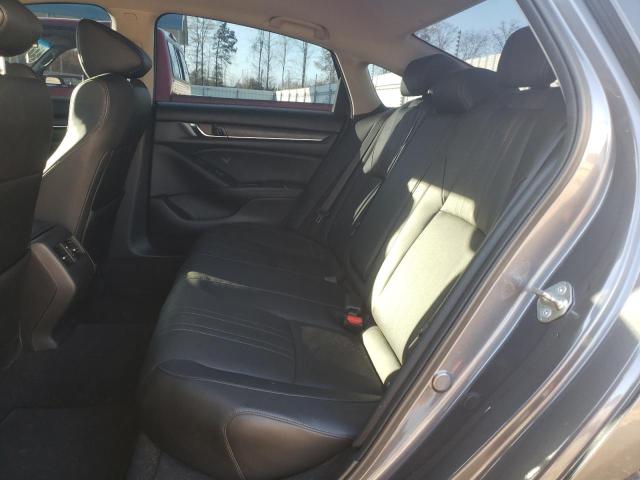 1HGCV1F95JA076806 Honda Accord Touring