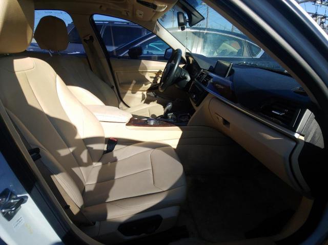 WBA3C3C50EF983454 BMW 320 I Xdrive