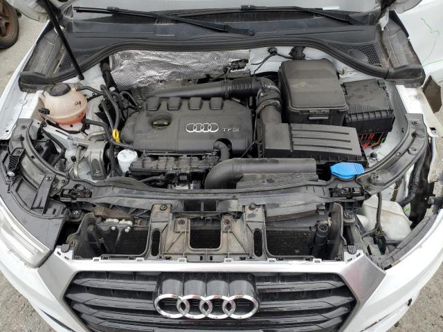 WA1BCCFS9JR008017 Audi Q3 PREMIUM