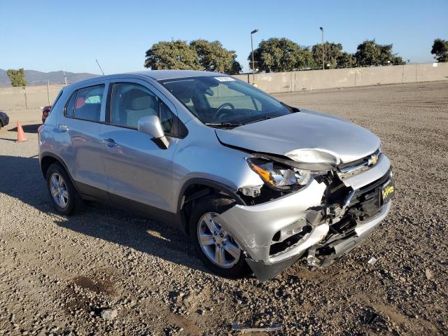 3GNCJNSB0JL368583 Chevrolet TRAX LS