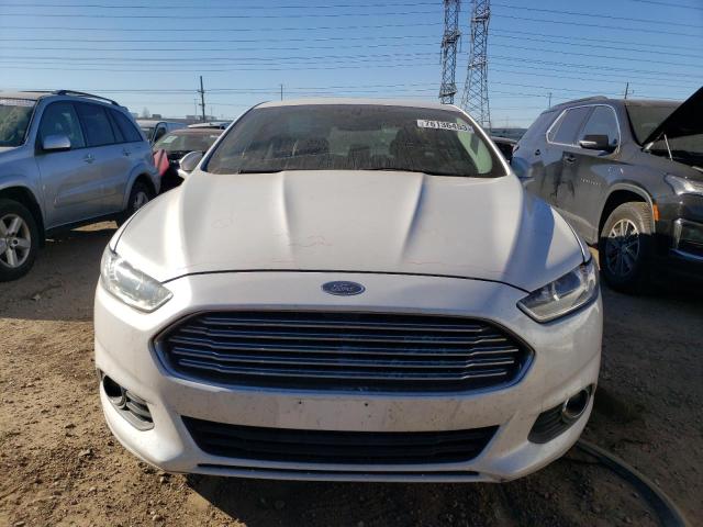 3FA6P0HD4GR245333 Ford FUSION SE