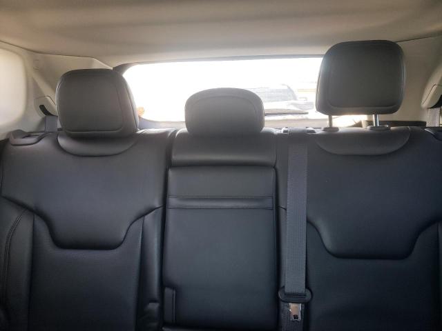 3C4NJDDB0JT230230 Jeep Compass Trailhawk