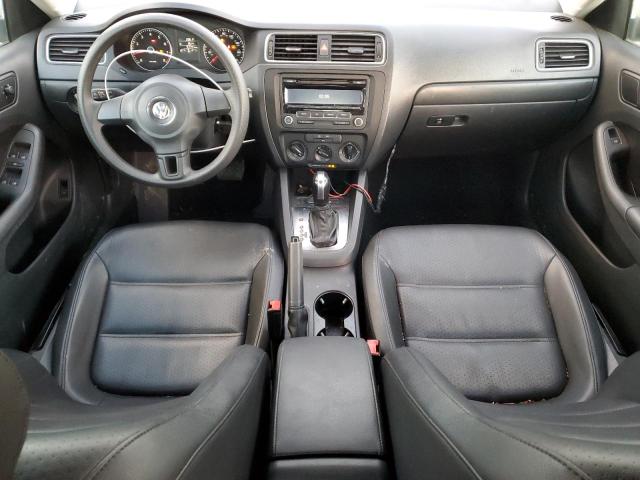 3VWD17AJ5EM364818 Volkswagen JETTA SE
