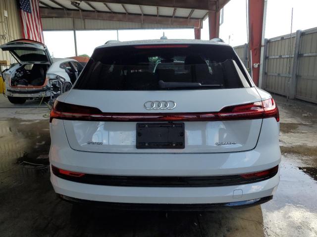 WA1LAAGEXMB029320 Audi E-tron Premium Plus