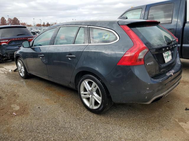 YV126MED2F1205858 Volvo V60 Platinum