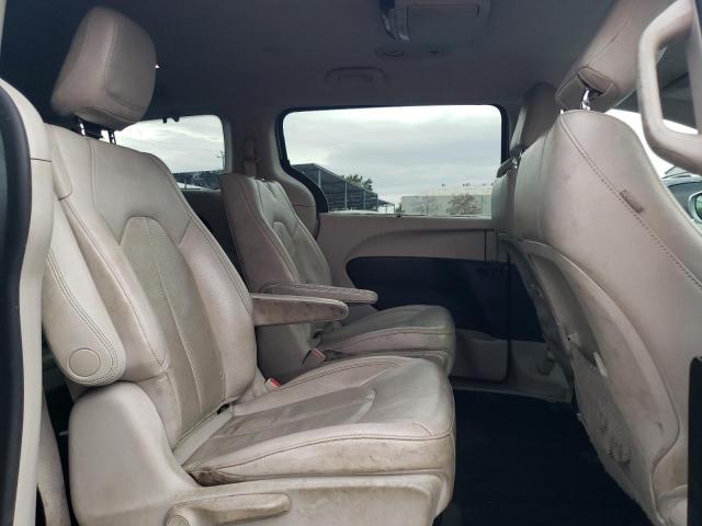 2C4RC1L77JR129499 Chrysler Pacifica Hybrid Touring L