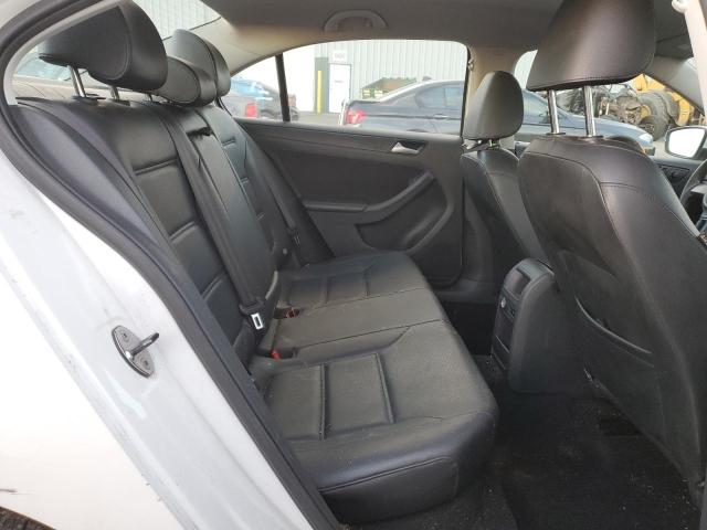 3VWD17AJ5EM364818 Volkswagen JETTA SE