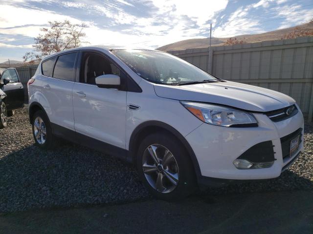 1FMCU9GX7EUC76678 Ford ESCAPE SE