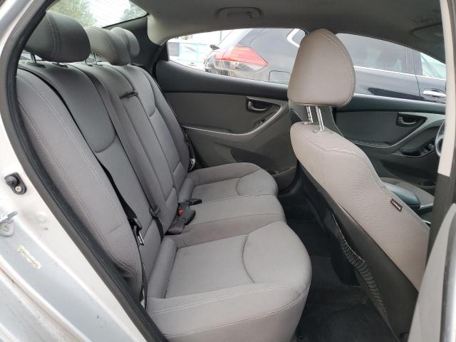 KMHDH4AE2FU225173 Hyundai ELANTRA SE
