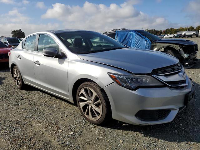 19UDE2F35JA009595 Acura Ilx Base Watch Plus