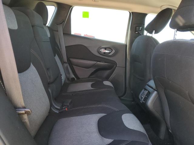 1C4PJLAB2HW547728 Jeep Cherokee Sport