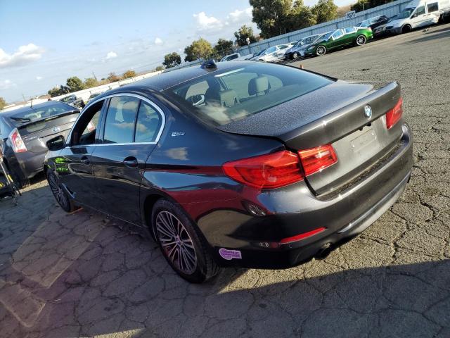 WBAJA9C5XKB399663 BMW 530e