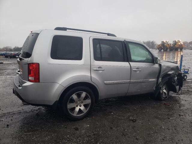 5FNYF4H92FB039176 Honda Pilot Touring