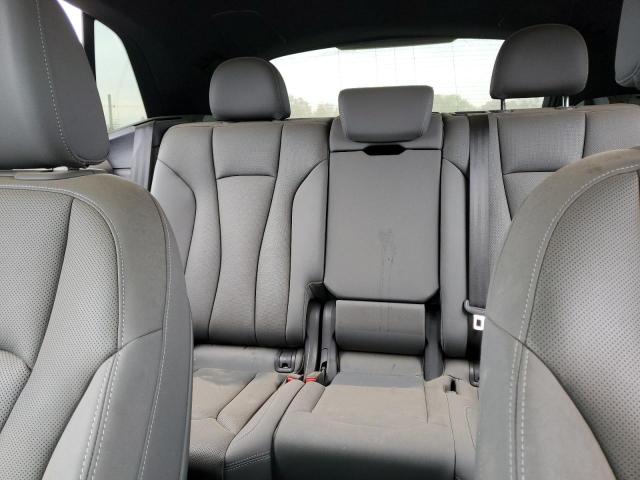 WA1BVAF12KD040070 Audi Q8 Premium Plus