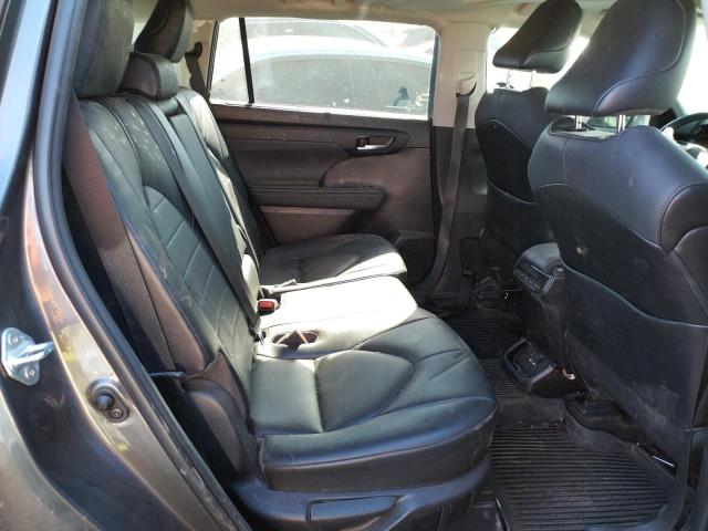 5TDGZRAH7MS064195 Toyota Highlander Xle