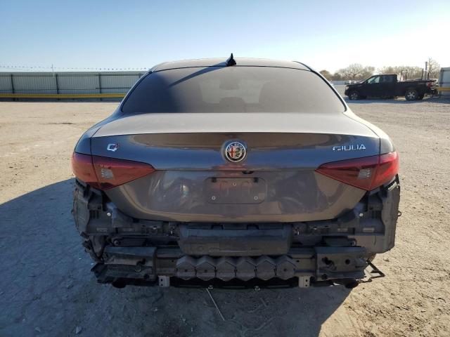 ZARFAEEN3H7556093 Alfa Romeo Giulia Ti Q4