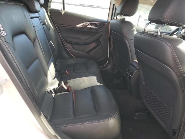 SJKCH5CR9HA028945 Infiniti QX30 BASE
