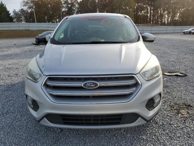 1FMCU0GD7HUD43575 Ford ESCAPE SE