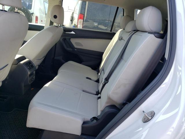 3VV3B7AX9LM072460 Volkswagen TIGUAN SE