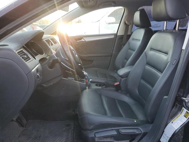 3VWDB7AJ9HM226880 Volkswagen JETTA SE