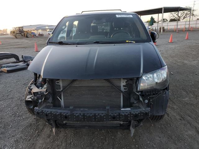 2C4RDGEG0KR744555 Dodge Grand Caravan Gt