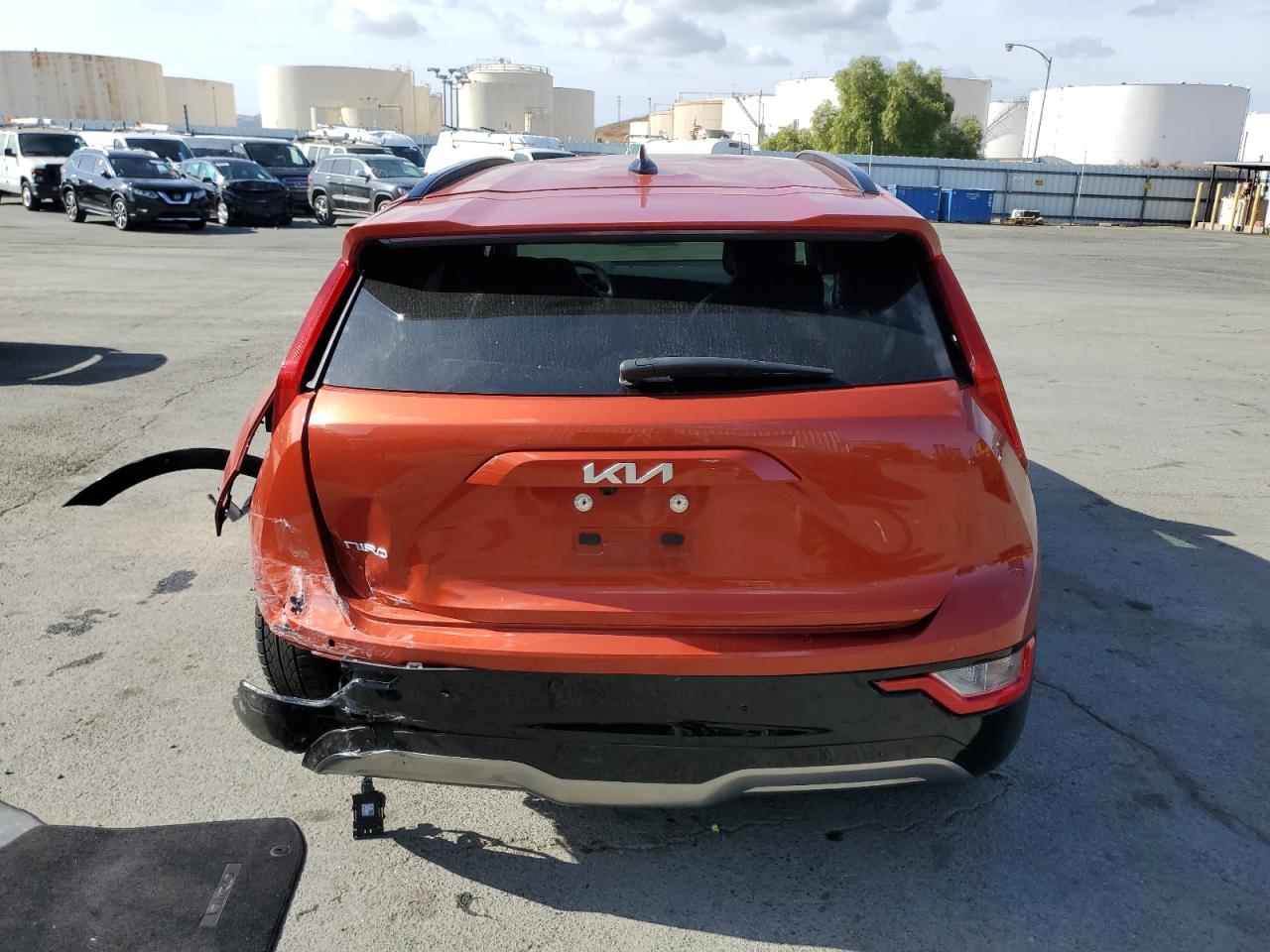 KNDCR3L19P5025291 KIA Niro Wind