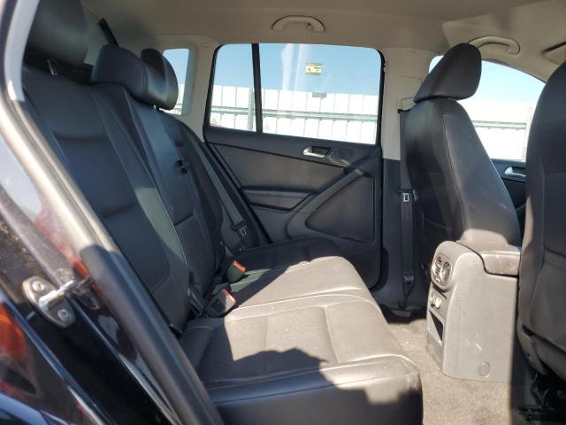 WVGAV7AX6HK012370 Volkswagen TIGUAN S