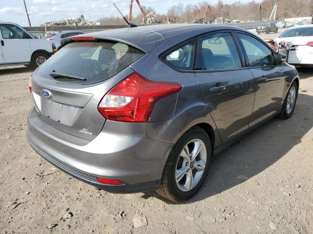 1FADP3K21EL135674 Ford FOCUS SE