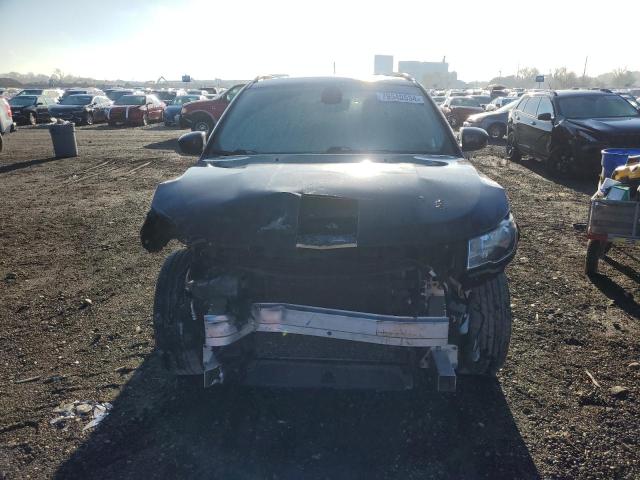 3C4NJDBB0JT113718 Jeep COMPASS LA