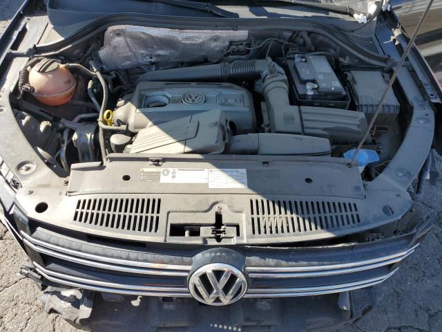 WVGAV7AX6HK012370 Volkswagen TIGUAN S