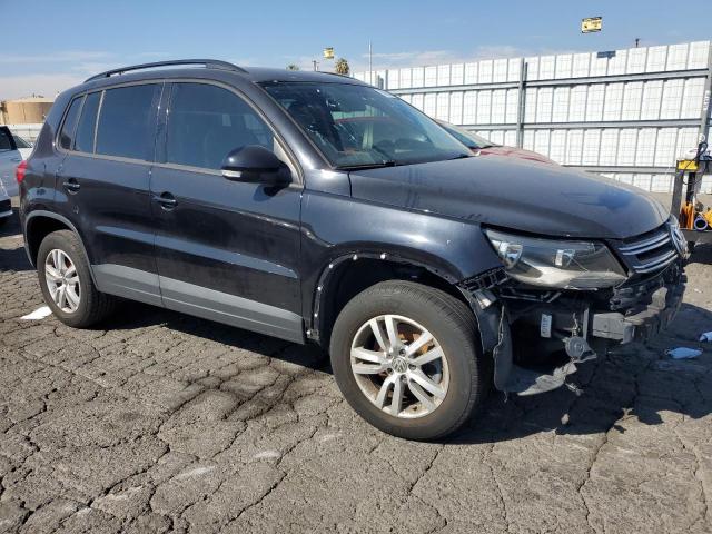 WVGAV7AX6HK012370 Volkswagen TIGUAN S