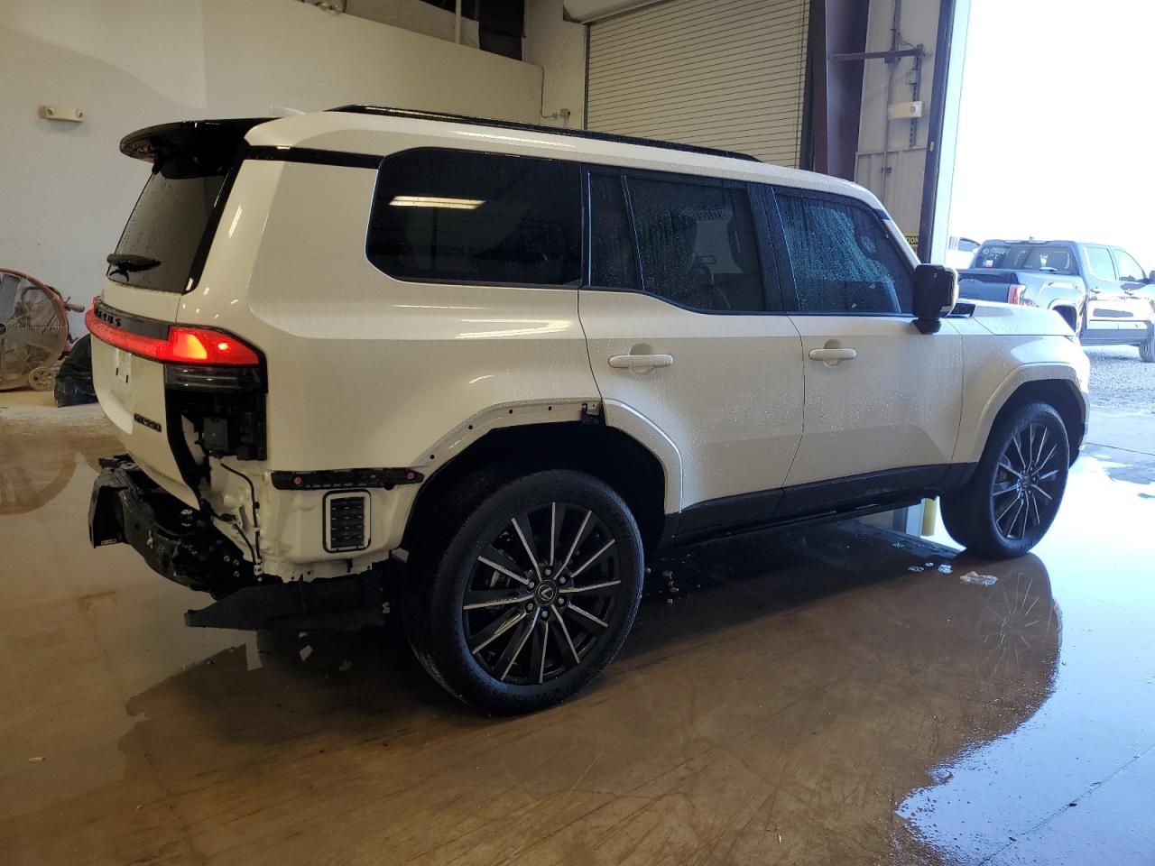 Hide VIN History Auto JTJVBCDX6S5045035 - LEXUS GX 550 LUX 2025