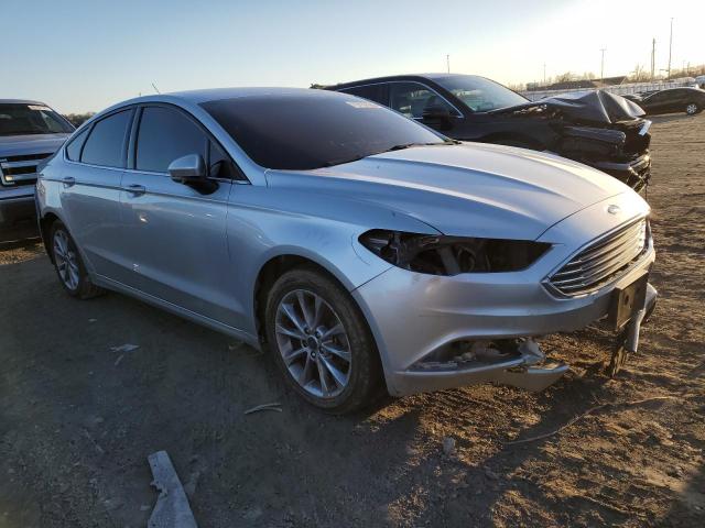 3FA6P0H74HR202199 Ford FUSION SE