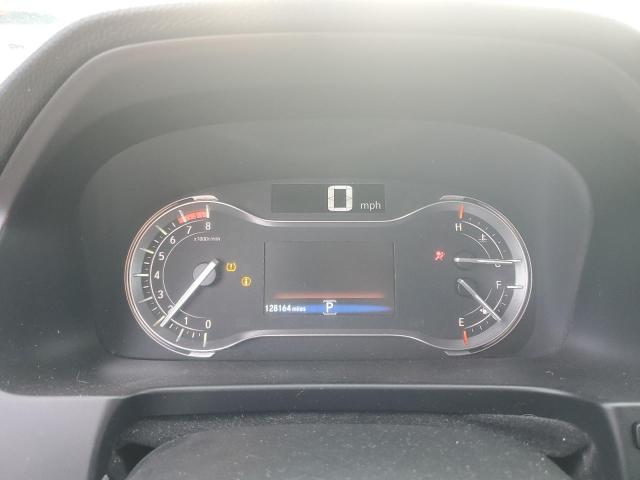 5FNYF6H18JB024227 Honda PILOT LX