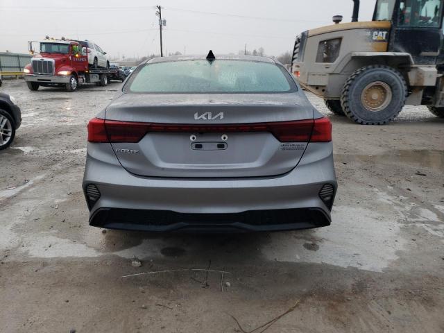 3KPF24AD7PE557356 KIA FORTE LX