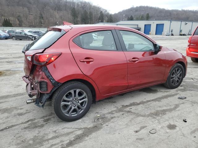 3MYDLBJV2LY704498 Toyota YARIS LE
